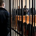 В Ивановской области четверо жителей осуждены за автомошенничествоСледствием и судом установлено, что весной и летом 2017 г. обвиняемые инсценировали три ДТП с участием дорогостоящих легковых автомобилей иностранного производства.В двух случаях при проверке обстоятельств ДТП сотрудниками страховой компании установлено, что обвиняемыми предоставлены заведомо ложные сведения об обстоятельствах образования повреждений на транспортных средствах и в выплате страхового возмещения было отказано. Размер незаконно полученных сумм страхового возмещения по факту еще одного ДТП составил более 330 тыс. р.Кроме того, одним из обвиняемых в ходе допроса в качестве свидетеля по делу о взыскании со страховой компании страховой выплаты дал заведомо ложные показания об обстоятельствах образования повреждений на транспортном средстве.Четверо жителей Шуйского района Ивановской области признаны виновными в мошенничестве и покушении на мошенничество в сфере страхования (ч. 2 ст. 159.5 УК РФ, ч. 3 ст. 30, ч. 2 ст. 159.5 УК РФ). Кроме того, один из мужчин признан виновным в даче заведомо ложных показаний в суде (ч. 1 ст. 307 УК РФ). Приговором суда виновному в мошенничестве, покушении на мошенничество в сфере страхования и даче заведомо ложных показаний в суде назначено наказание в виде 3 лет лишения свободы с отбыванием наказания в исправительной колонии общего режима, остальным осужденным в зависимости от роли каждого назначено наказание в виде исправительных работ на срок от 1 года до 2 лет, сообщает СУ Следственного комитета РФ по Ивановской области.http://www.asn-news.ru/news/71734#ixzz62oOrMem8
