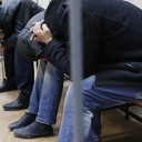 В Башкирии в суд направлено уголовное дело о страховом мошенничестве на 5,5 млн р.Прокуратура Баймакского района Башкирии утвердила обвинительное заключение по уголовному делу в отношении троих бывших сотрудников ГИБДД и их четырех сообщников.В зависимости от роли и степени участия они обвиняются по ч.ч. 3, 4 ст. 159.5 (мошенничество в сфере страхования), ч. 3 ст. 30 ч.ч. 3, 4 ст. 159.5 (покушение на мошенничество в сфере страхования), ч. 2 ст. 292 (служебный подлог) и ч. 1 ст. 285 УК РФ (злоупотребление должностными полномочиями).По версии следствия, с июня 2016 г. по декабрь 2017 г. фигуранты уголовного дела, в том числе три сотрудника ГИБДД и независимый оценщик, совершили серию мошенничеств в сфере страхования. Члены организованной преступной группы инсценировали дорожно-транспортные происшествия и фальсифицировали документы о якобы причиненных автомобилям повреждениях.Официальные схемы, справки о ДТП и иные документы, подтверждавшие наступление страховых случаев по полисам ОСАГО, впоследствии представлялись страховым компаниям, которые выплачивали денежные компенсации. Всего злоумышленники получили выплату на сумму свыше 5,5 млн р. по 21 фиктивному ДТП.Двое сотрудников полиции были уволены в связи с совершением проступка, порочащего честь сотрудника органов внутренних дел. Уголовное дело направлено в Баймакский районный суд для рассмотрения по существу, сообщает прокуратура Республики Башкортостан.http://www.asn-news.ru/news/70438#ixzz5pw7SxRfo