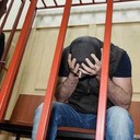 В Пензе поймана группа автомошенников под руководством инспектора ГИБДДСотрудниками полиции совместно представителями компании «Росгосстрах» была выявлена группа мошенников в сфере автострахования.Как сообщает страховщик, мошенники инсценировали ДТП с участием автомобилей, не поставленных на учет в ГИБДД. Аварии организовывались в темное время суток в малолюдных местах. Документы оформляли действующие сотрудники ГИБДД. В получении страховых выплат содействовали аффилированные эксперты из «Регионального экспертного центра».Уголовное дело было возбуждено 6 августа по семи эпизодам преступной деятельности в Пензенской области. Преступление предусмотрено ч. 4 ст. 159.5 УК РФ (мошенничество в сфере страхования, совершенное организованной группой либо в особо крупном размере). ОПГ насчитывает более 10 человек. Лидер группировки – инспектор ГИБДД, сотрудник Росгвардии Ливерант заключен под стражу. Трое фигурантов находятся под подпиской о невыезде, еще двое объявлены в федеральный розыск.http://www.asn-news.ru/news/71206#ixzz5xkzX6Ztd