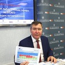 Комиссия правительства рассмотрит 1 июля проект закона о либерализации тарифов ОСАГОДокумент предусматривает, что страховщики при определении цены полиса смогут учитывать индивидуальные характеристики водителя и устанавливать собственные коэффициентыМОСКВА, 21 июня. /ТАСС/. Комиссия правительства РФ по законопроектной деятельности рассмотрит 1 июля законопроект о либерализации тарифов ОСАГО, сообщил журналистам замминистра финансов Алексей Моисеев."Сегодня было принято решение о том, что выносится на комиссию по законопроектной деятельности на 1 июля. Это законопроект по либерализации тарифов по ОСАГО", - сказал он.Ранее Моисеев говорил, что Минфин рассчитывает на рассмотрение законопроекта Госдумой в первом чтении в начале осенней сессии.Законопроект Минфина об изменении формулы расчета стоимости ОСАГО предусматривает, что страховщики при определении цены полиса смогут учитывать индивидуальные характеристики водителя и устанавливать некоторые собственные коэффициенты. В том числе они смогут учитывать грубые нарушения водителем правил дорожного движения - проезд на красный свет, выезд на встречную полосу, "пьяное" вождение.Кроме того, Минфин предполагает исключить коэффициент территории из расчета стоимости ОСАГО с 1 января 2020 года, а коэффициент мощности автомобиля - с 1 октября 2020 года, и заменить исключение этих коэффициентов большей тарифной свободой для страховщиков - они смогут устанавливать базовый тариф с отклонением вверх и вниз от границ установленного ЦБ тарифного коридора (2746-4942 рублей) на 40%, а затем на 30%.Также с 1 января 2020 года предполагается повысить страховую сумму за вред жизни и здоровью в ОСАГО с 500 тыс. рублей до 2 млн рублей.https://tass.ru/ekonomika/6577709